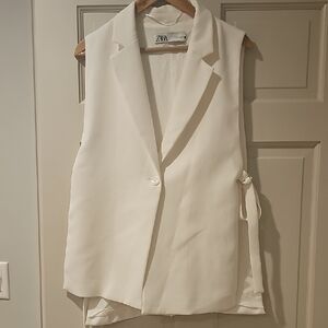 Zara Ivory Sleeveless Vest